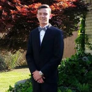 Meet your Posher, Aaron